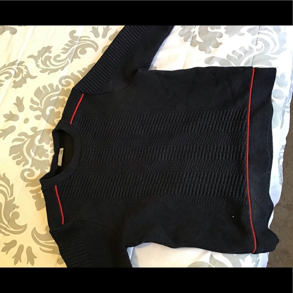ZARA women’s sweater